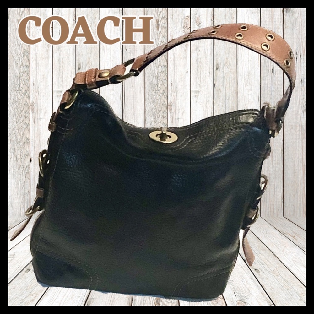 COACH Black & Tan Pebbled Leather Shoulder Bag